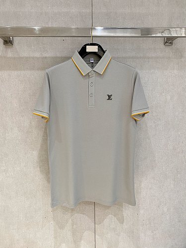 即発送！2026 ルイヴィトン 新作 半袖Tシャツ スーパーコピー