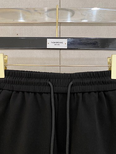 使い勝手良し 2026 ルイヴィトン 新作 ショートパンツ スーパーコピー
