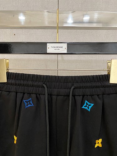 入手困難！2026 ルイヴィトン 新作 ショートパンツ コピー