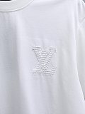 送料込 2026 ルイヴィトン 新作 半袖Tシャツ 偽物