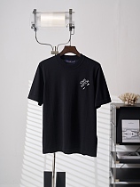 完売必至 2026 ルイヴィトン 新作 半袖Tシャツ 偽物