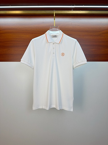 注目度抜群！ 2026 エルメス 新作 半袖Tシャツ 偽物