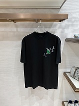 激安価格！2026 ルイヴィトン 新作 半袖Tシャツ スーパーコピー