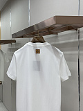 使い勝手良し 2026 ルイヴィトン 新作 半袖Tシャツ コピー