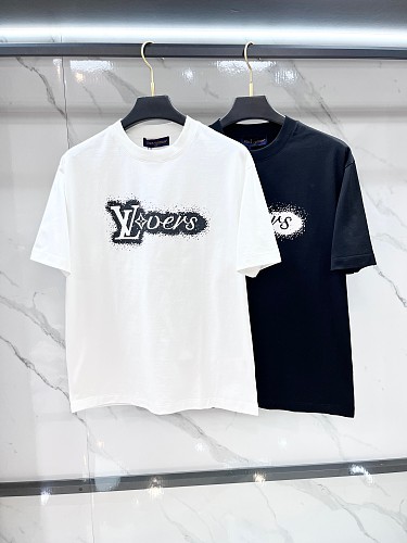 《人気★》2026 ルイヴィトン 新作 半袖Tシャツ スーパーコピー 2色
