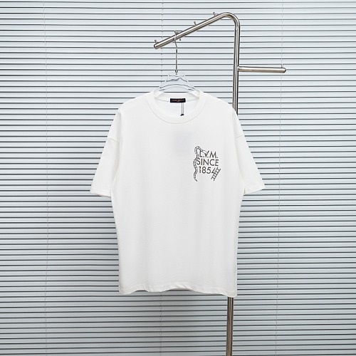 日本未入荷 2026 ルイヴィトン 新作 半袖Tシャツ 偽物