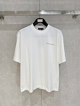 一目惚れ♪ 2026 ルイヴィトン 新作 半袖Tシャツ スーパーコピー