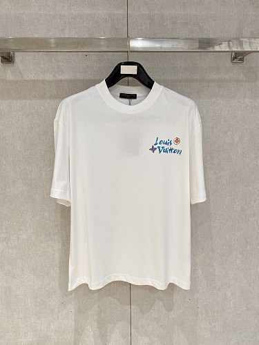 売上総額１位！2026 ルイヴィトン 新作 半袖Tシャツ スーパーコピー