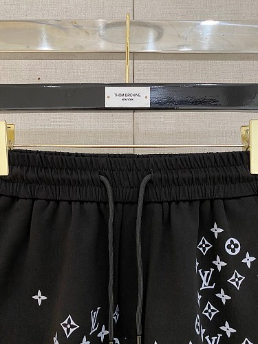 ☆超人気☆ 2026 ルイヴィトン 新作 ショートパンツ スーパーコピー