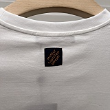 争奪戦 2026 ルイヴィトン 新作 半袖Tシャツ スーパーコピー 2色