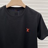 争奪戦 2026 ルイヴィトン 新作 半袖Tシャツ スーパーコピー 2色