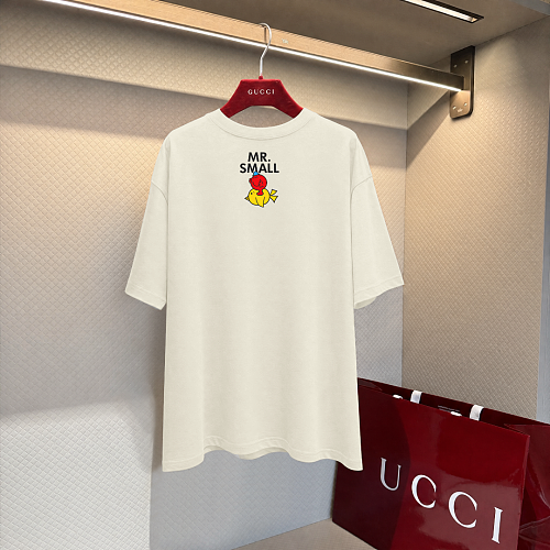 入手困難品！2026 グッチ 新作 半袖Tシャツ 偽物