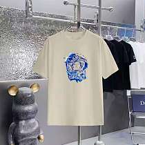【大特価】 2026 ヴェルサーチェ 新作 半袖Tシャツ コピー 【大特価】 2026 ヴェルサーチェ 新作 半袖Tシャツ コピー