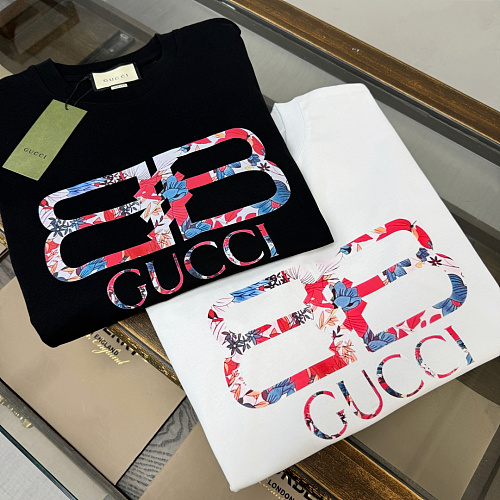 即発送！2026 グッチ 新作 半袖Tシャツ スーパーコピー