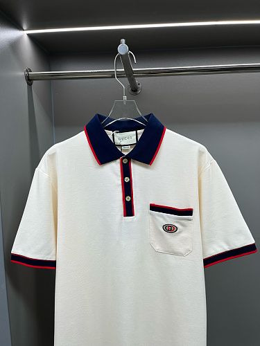 【即発】★ 2026 グッチ 新作 半袖Tシャツ スーパーコピー