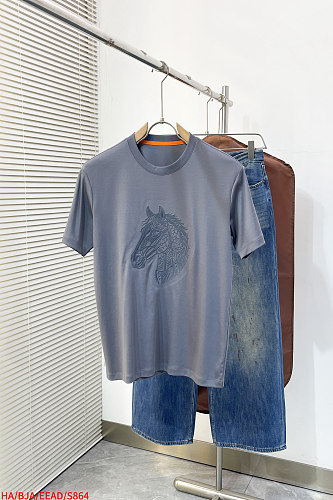 絶対欲しい！ 2026 エルメス 新作 半袖Tシャツ 偽物