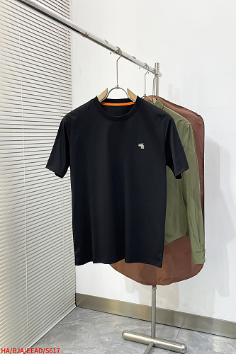 完売前に！ 2026 エルメス 新作 半袖Tシャツ スーパーコピー