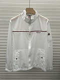 すぐ届く 2026 モンクレール 新作 日焼け止め服 コピー 2色
