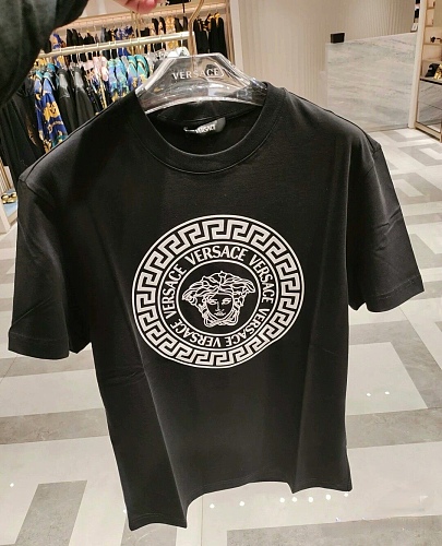 人気急上昇新作 2026 ヴェルサーチェ 新作 半袖Tシャツ スーパーコピー