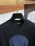 入手困難品！ 2026 ヴェルサーチェ 新作 半袖Tシャツ 偽物