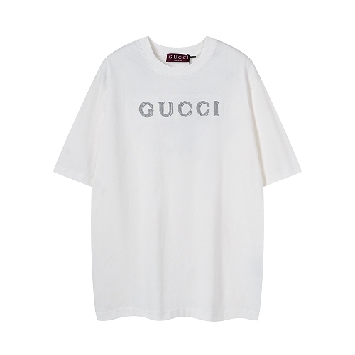 肌触り最高な 2026 グッチ 新作 半袖Tシャツ 偽物