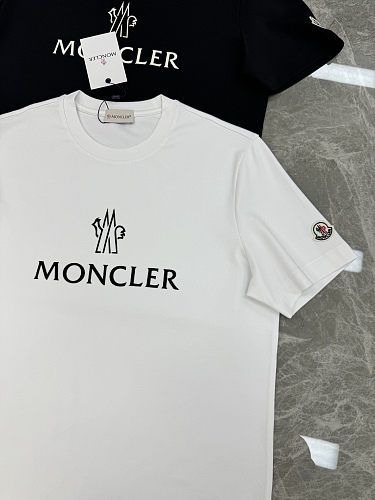 希少♪限定 2026 モンクレール 新作 半袖Tシャツ 偽物