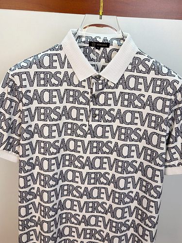 【大特価】 2026 ヴェルサーチェ 新作 半袖Tシャツ 偽物