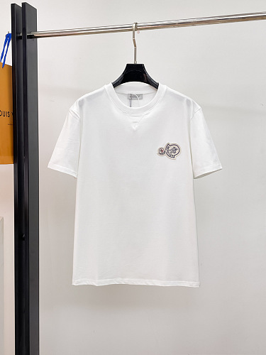 高品質♪♪♪ 2026 モンクレール 新作 半袖Tシャツ 偽物
