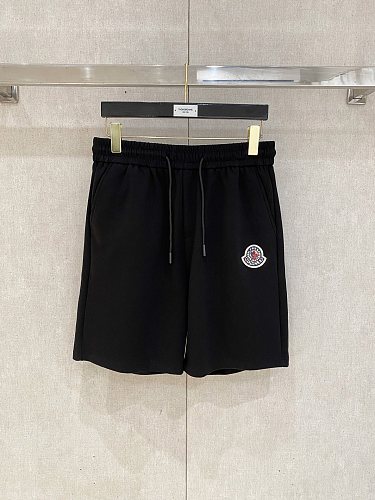 【使い勝手抜群】2026 モンクレール 新作 ショートパンツ コピー