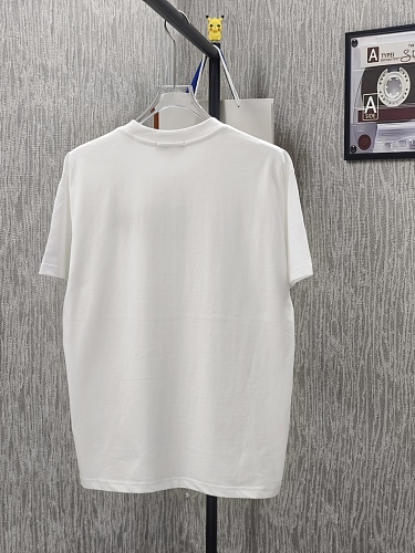 一目惚れ♪ 2026 ヴェルサーチェ 新作 半袖Tシャツ コピー