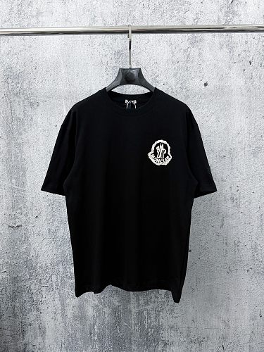 《人気★》2026 モンクレール 新作 半袖Tシャツ 偽物