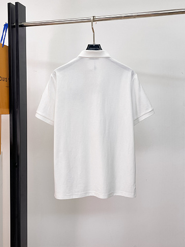 注目度抜群！2026 モンクレール 新作 半袖Tシャツ 偽物