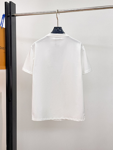 絶対欲しい！2026 モンクレール 新作 半袖Tシャツ スーパーコピー