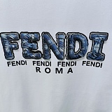 注目度抜群！ 2026 フェンディ 新作 半袖Tシャツ 偽物