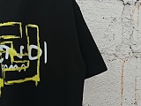 争奪戦 2026 フェンディ 新作 半袖Tシャツ コピー