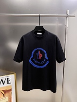 人気爆発☆ 2026 モンクレール 新作 半袖Tシャツ 偽物
