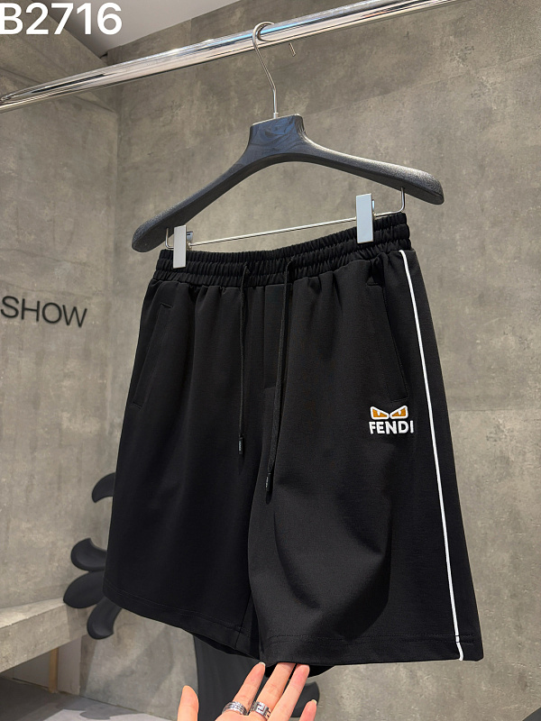 ★日本!!人気! 2026 フェンディ 新作 ショートパンツ スーパーコピー 2色