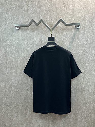 超希少！ 2026 フェンディ 新作 半袖Tシャツ コピー