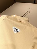 絶対欲しい！2026 プラダ 新作 半袖Tシャツ 偽物