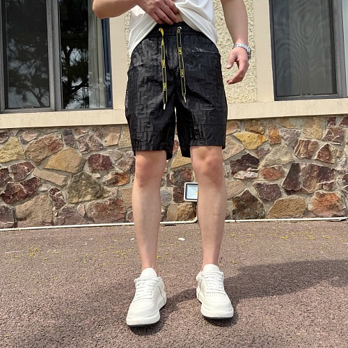 【大特価】2026 フェンディ 新作 ショートパンツ スーパーコピー