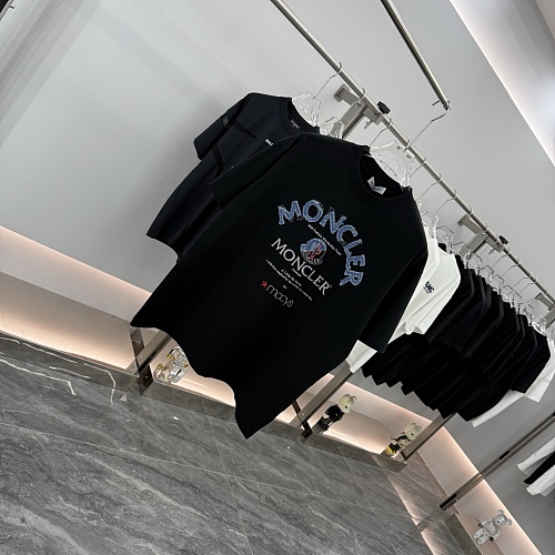 超希少！2026 モンクレール 新作 半袖Tシャツ コピー