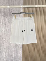 使い勝手良 2026 モンクレール 新作 ショートパンツ コピー 使い勝手良 2026 モンクレール 新作 ショートパンツ コピー