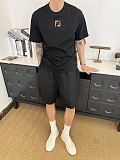 【大特価】 2026 フェンディ 新作 半袖Tシャツ コピー