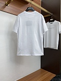 定番人気！2026 プラダ 新作 半袖Tシャツ 偽物