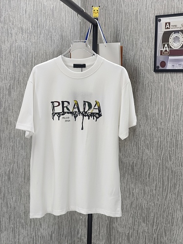 【限定カラー】2026 プラダ 新作 半袖Tシャツ コピー