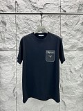 送料込 2026 プラダ 新作 半袖Tシャツ 偽物