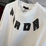 人気爆発☆ 2026 プラダ 新作 半袖Tシャツ スーパーコピー
