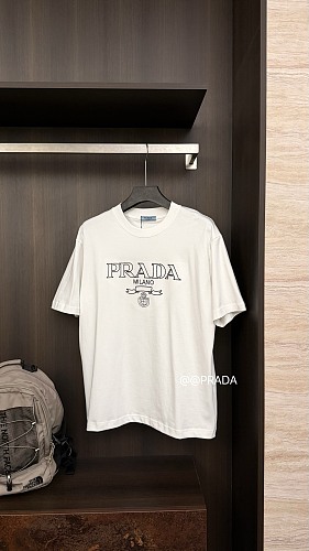 売上総額１位！2026 プラダ 新作 半袖Tシャツ コピー