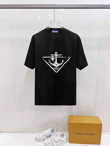 超限定♪ 2026 プラダ 新作 半袖Tシャツ スーパーコピー