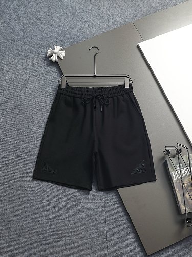 入手困難品！ 2026 フェンディ 新作 ショートパンツ コピー